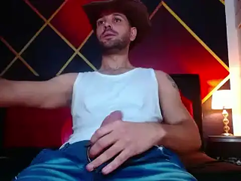 Snapshot of Cristian_white chatting on 01-25-25, 05:19 Cristian white online show from 01-25-25, 05:19