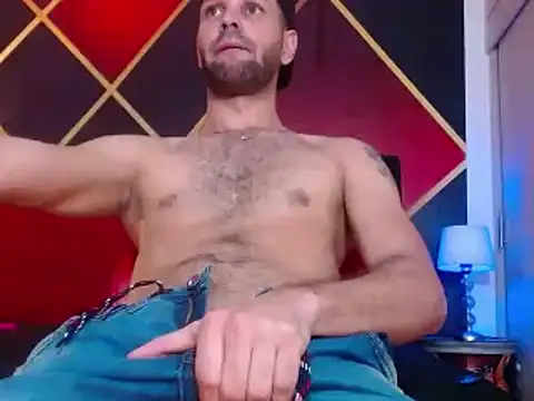 Snapshot of Cristian_white chatting on 02-06-25, 10:10 Cristian white online show from 02-06-25, 10:10