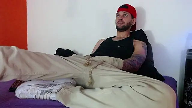 Cristian white online show from 03-10-26, 10:59