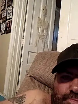 Snapshot of Rcraigue4 chatting on 11-04-25, 09:58 Rcraigue4 online show from 11-04-25, 09:58