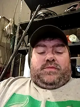 Snapshot of Rcraigue4 chatting on 11-08-25, 09:46 Rcraigue4 online show from 11-08-25, 09:46