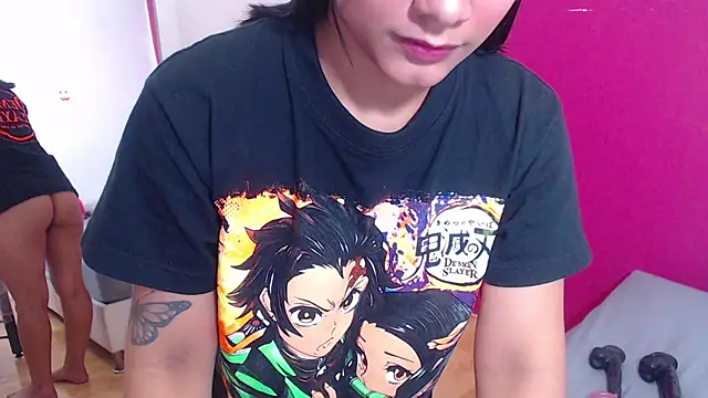 tinyy whore18 online show from 03-03-25, 04:03