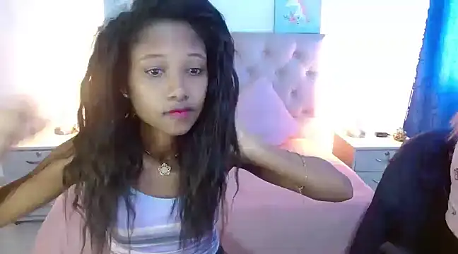 Snapshot of LITTLEDOLLHOT chatting on 02-11-25, 02:24 LITTLEDOLLHOT online show from 02-11-25, 02:24