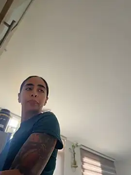 sophierooy22 online show from 07-27-26, 07:32