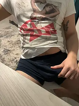 Snapshot of Greeneyes0820 chatting on 01-22-25, 08:49 Greeneyes0820 online show from 01-22-25, 08:49