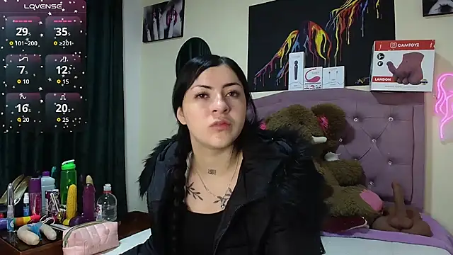 Emmie Hot online show from 06-27-26, 11:48