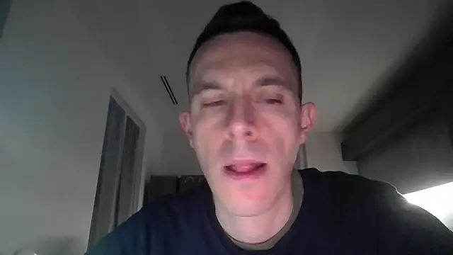 Snapshot of Masterclassyfeet chatting on 02-14-25, 10:25 Masterclassyfeet online show from 02-14-25, 10:25