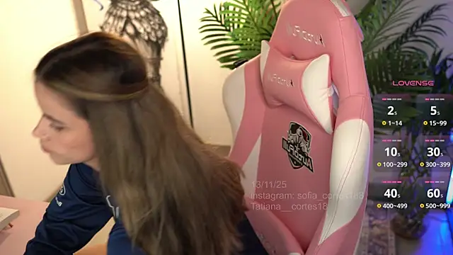 tatiana  cortes18 online show from 11-13-25, 08:19