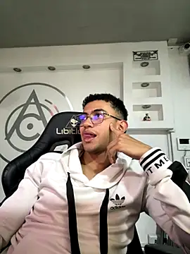 Thonny-becker online show from 11-02-25, 11:51