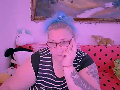 mayamayx online show from 11-21-25, 10:36