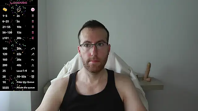 Snapshot of machohiberiko chatting on 02-02-25, 10:35 machohiberiko online show from 02-02-25, 10:35