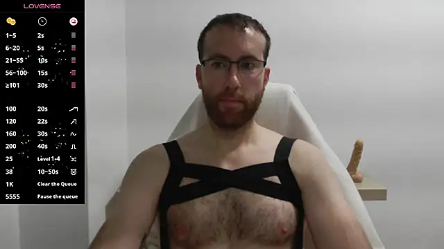 Snapshot of machohiberiko chatting on 02-12-25, 07:56 machohiberiko online show from 02-12-25, 07:56