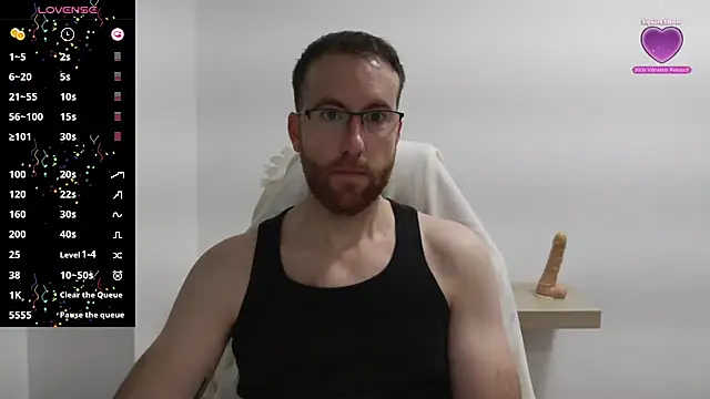 Snapshot of machohiberiko chatting on 03-09-25, 06:43 machohiberiko online show from 03-09-25, 06:43