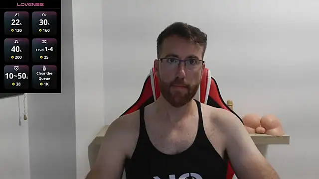 Snapshot of machohiberiko chatting on 09-15-25, 06:52 machohiberiko online show from 09-15-25, 06:52