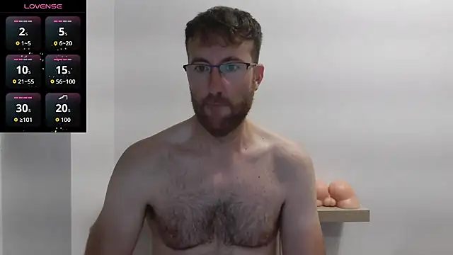 Snapshot of machohiberiko chatting on 10-14-25, 08:31 machohiberiko online show from 10-14-25, 08:31