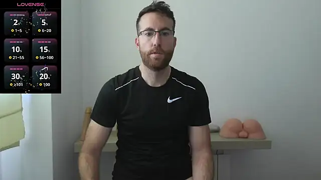 Snapshot of machohiberiko chatting on 12-18-25, 08:53 machohiberiko online show from 12-18-25, 08:53