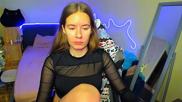 EmilyPaw online show from 01-06-26, 09:24