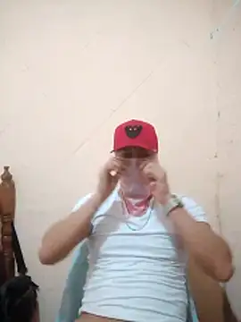 LuisMex1998 online show from 11-04-25, 07:18