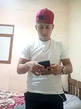 LuisMex1998 online show from 11-24-25, 01:27