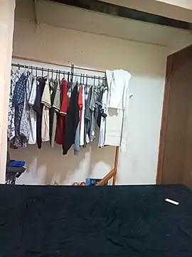 LuisMex1998 online show from 04-13-26, 02:28