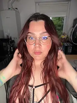 Cherrycherrymiss online show from 06-03-26, 07:41
