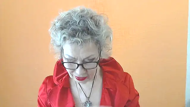 NessyJenixs online show from 04-25-26, 06:38