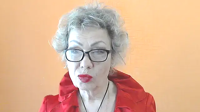 NessyJenixs online show from 04-29-26, 06:28