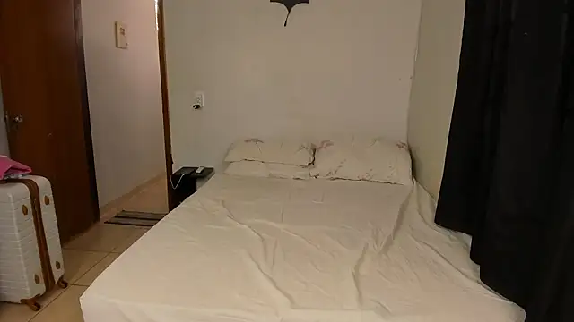 Snapshot of sexyflight chatting on 01-26-25, 07:31 sexyflight online show from 01-26-25, 07:31