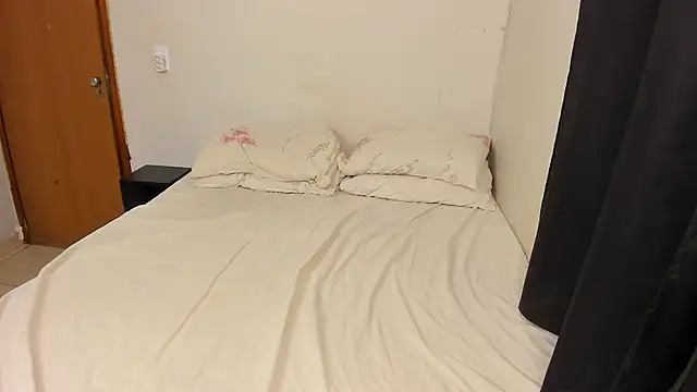 Snapshot of sexyflight chatting on 01-28-25, 07:21 sexyflight online show from 01-28-25, 07:21