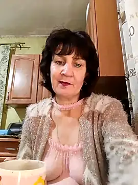 Laura Kiss online show from 12-05-25, 03:20