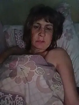 Laura Kiss online show from 06-12-26, 09:03
