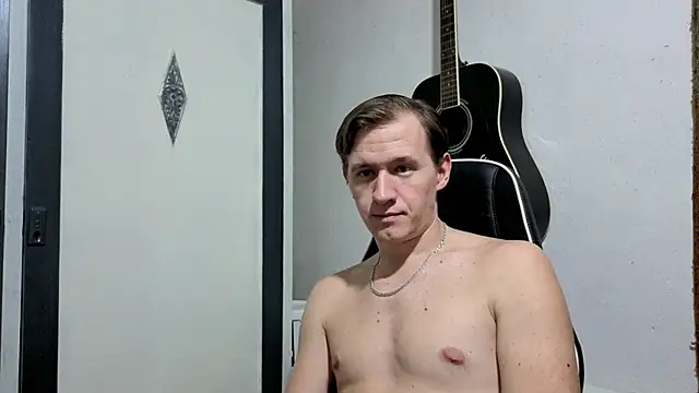 Snapshot of DiMastyzzz chatting on 02-07-25, 01:43 DiMastyzzz online show from 02-07-25, 01:43