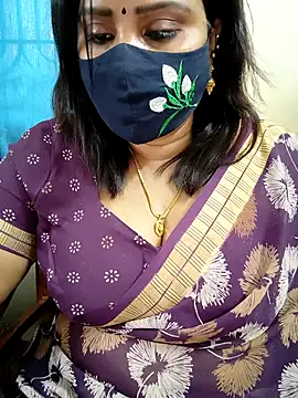 Queenflowerr online show from 02-23-26, 05:49