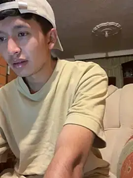 Snapshot of sebaxx8_ chatting on 02-24-25, 04:49 sebaxx8 online show from 02-24-25, 04:49