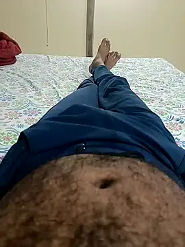 Snapshot of Royyy_dandol chatting on 01-31-25, 06:03 Royyy dandol online show from 01-31-25, 06:03