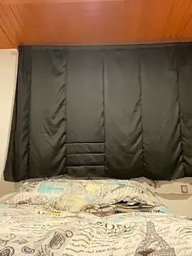 ApoloCruz online show from 04-05-26, 03:04