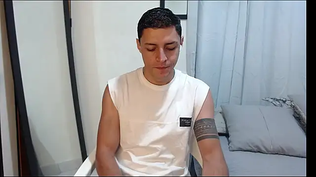 Frank Millers online show from 03-16-26, 12:31