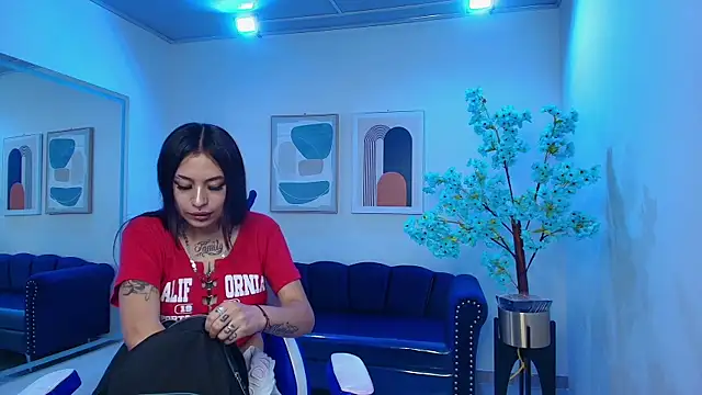 Charlotte ethan online show from 03-04-25, 03:33