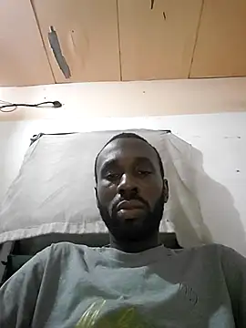 Snapshot of onewinnertee chatting on 10-19-25, 06:52 onewinnertee online show from 10-19-25, 06:52