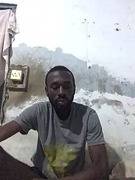 Snapshot of onewinnertee chatting on 10-24-25, 02:30 onewinnertee online show from 10-24-25, 02:30