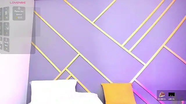 Snapshot of Alaia_Colins chatting on 03-12-25, 04:19 Alaia Colins online show from 03-12-25, 04:19