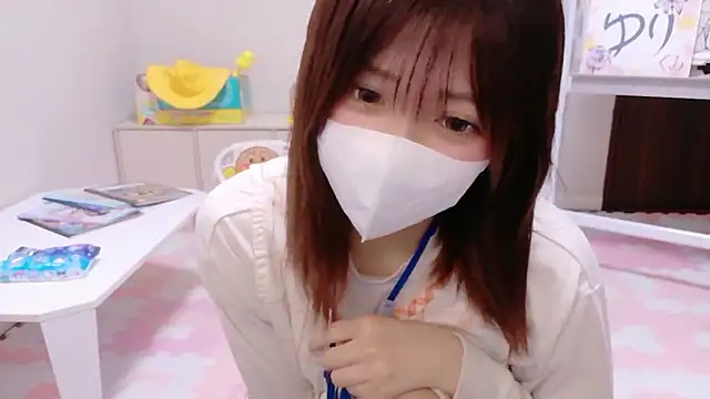 Snapshot of NA-KAREN-V8 chatting on 10-26-25, 01:06 NA-KAREN-V8 online show from 10-26-25, 01:06