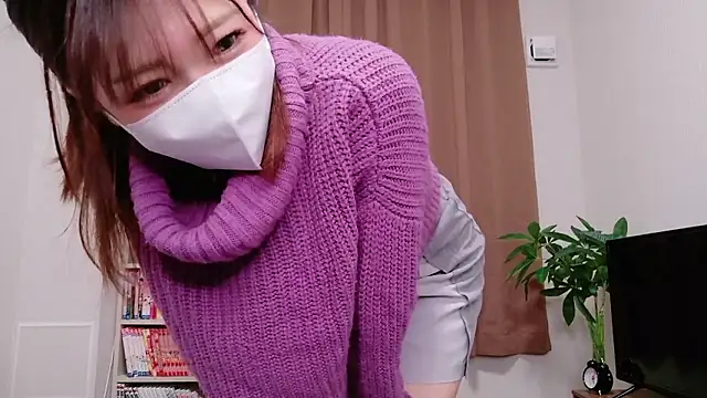 Snapshot of NA-KAREN-V8 chatting on 11-20-25, 02:06 NA-KAREN-V8 online show from 11-20-25, 02:06