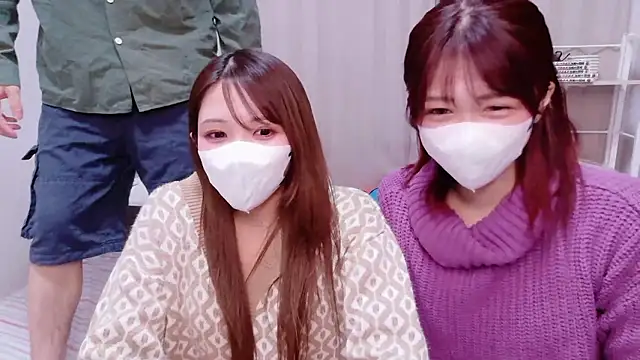 Snapshot of NA-KAREN-V8 chatting on 12-02-25, 02:01 NA-KAREN-V8 online show from 12-02-25, 02:01