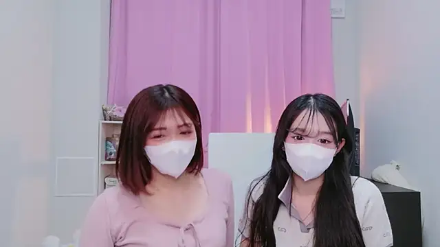 NA-KAREN-V8 online show from 03-06-26, 12:12