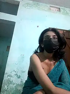 Snapshot of Bong-lady chatting on 02-16-25, 09:15 Bong-lady online show from 02-16-25, 09:15