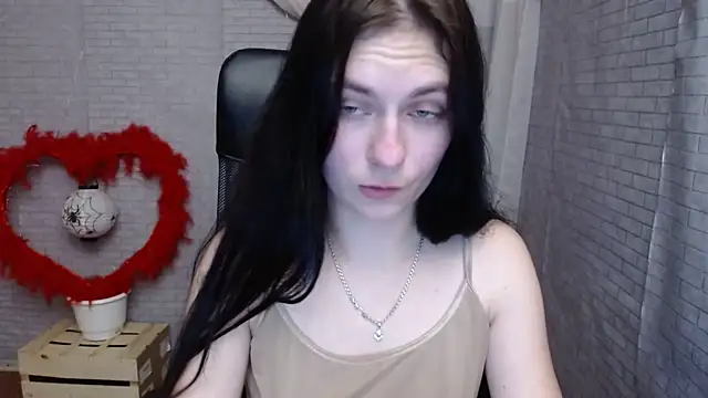 Snapshot of AmandaJi_ chatting on 02-04-25, 10:10 AmandaJi  online show from 02-04-25, 10:10