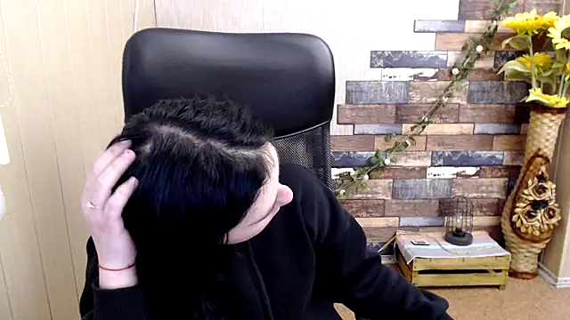 Snapshot of AmandaJi_ chatting on 03-19-25, 10:33 AmandaJi  online show from 03-19-25, 10:33