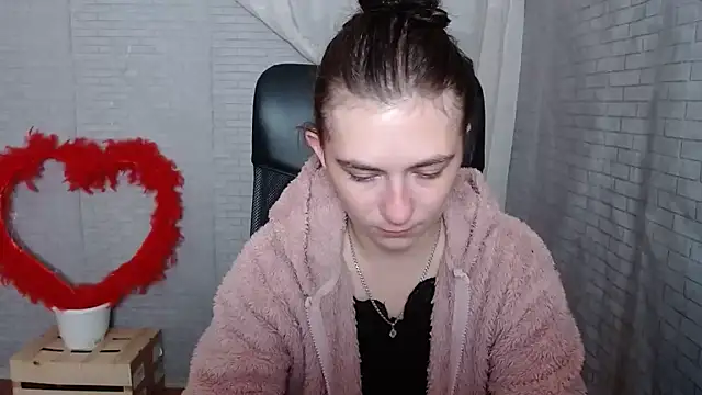 Snapshot of AmandaJi_ chatting on 10-01-25, 06:08 AmandaJi  online show from 10-01-25, 06:08