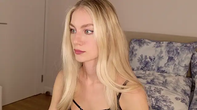 GabriellaOlsen online show from 12-21-25, 04:25